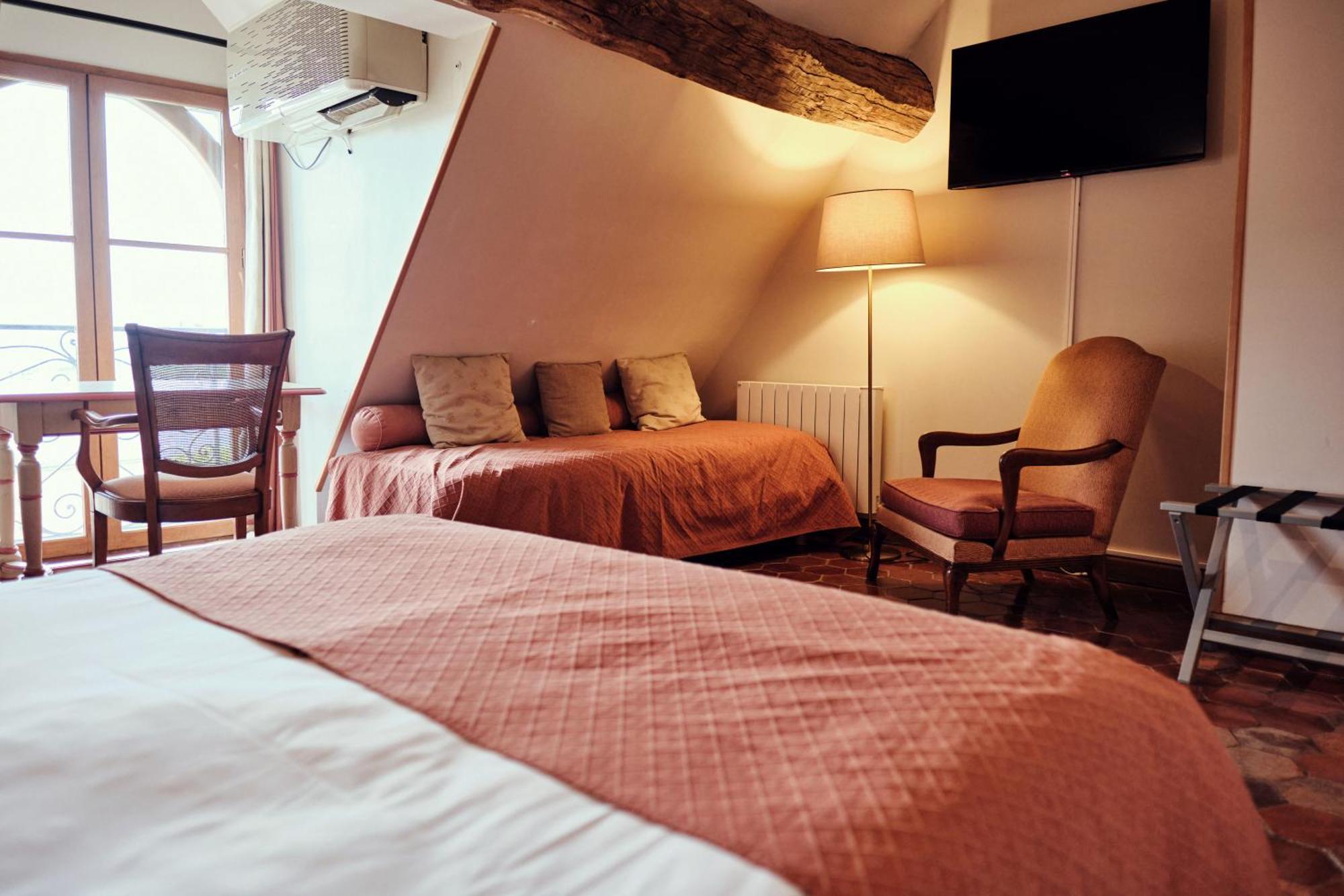 Hostellerie De La Tour D'Auxois Сольє Екстер'єр фото
