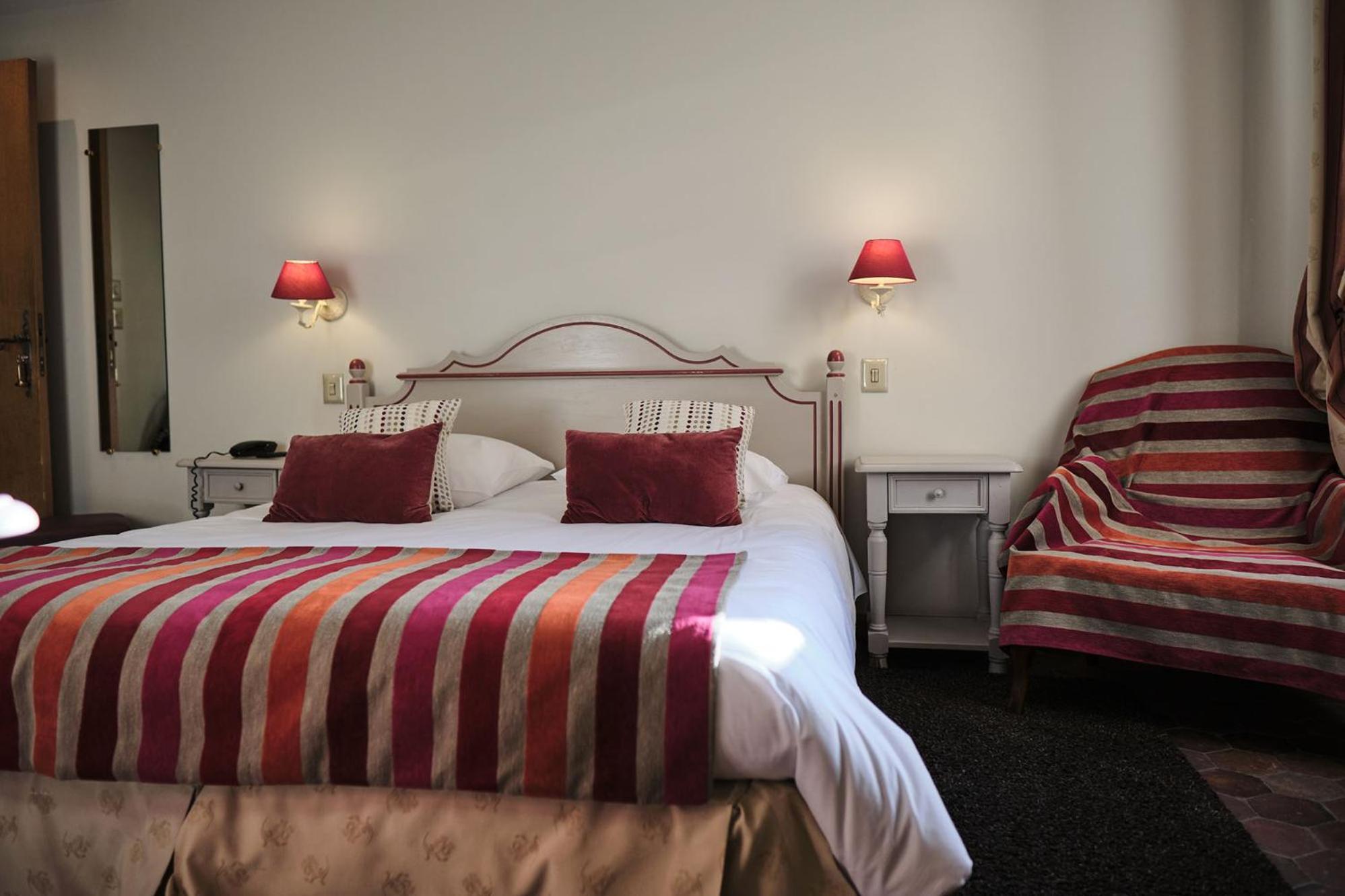 Hostellerie De La Tour D'Auxois Сольє Екстер'єр фото