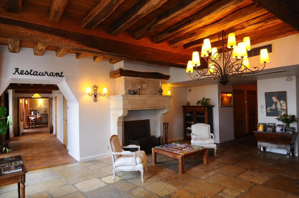 Hostellerie De La Tour D'Auxois Сольє Екстер'єр фото